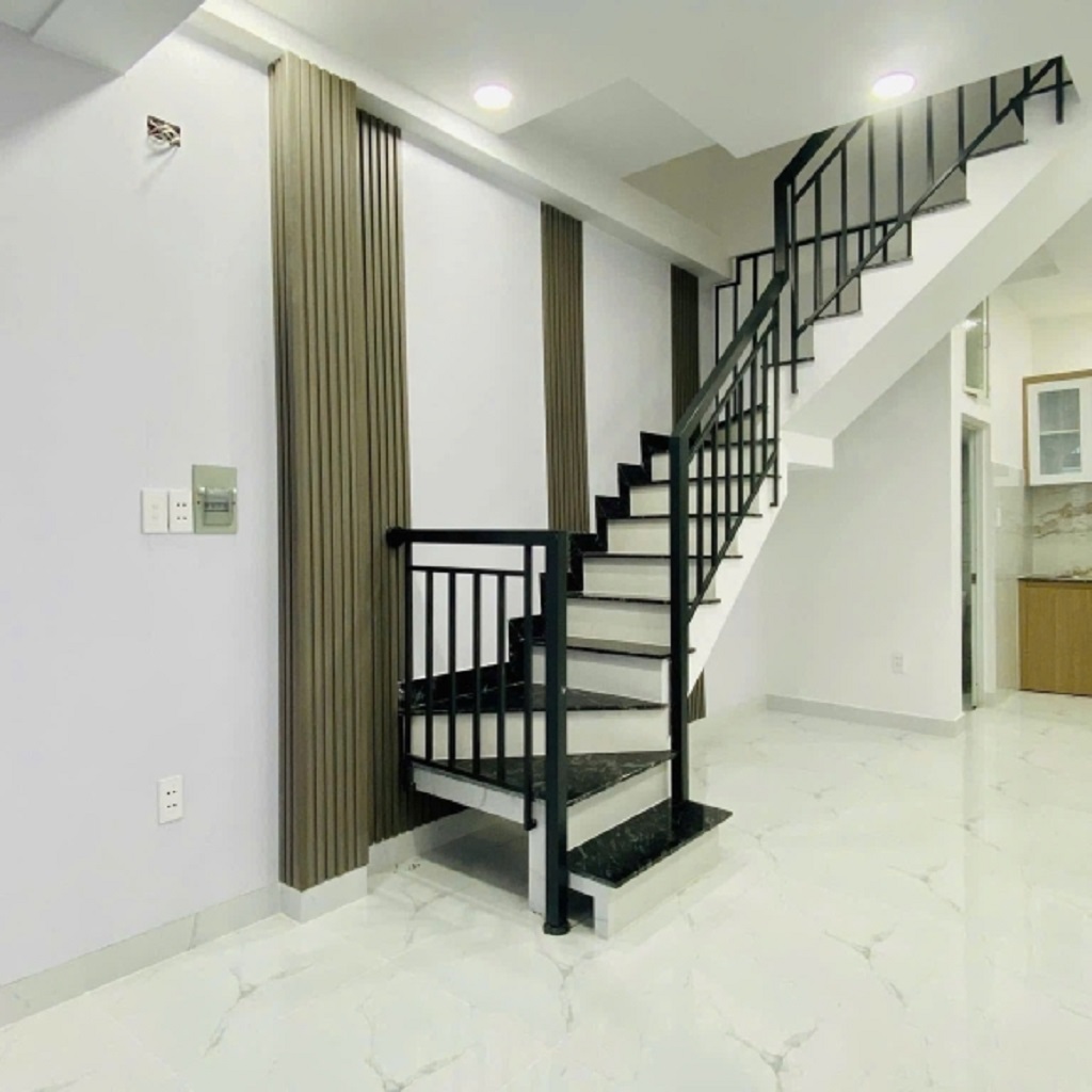 Bán gấp nhà mặt phố Quận 9 chưa đến 2 ty 7_ Liền kề Đỗ Xuân Hợp_ 2 tầng 2 mặt tiền. - Ảnh 3
